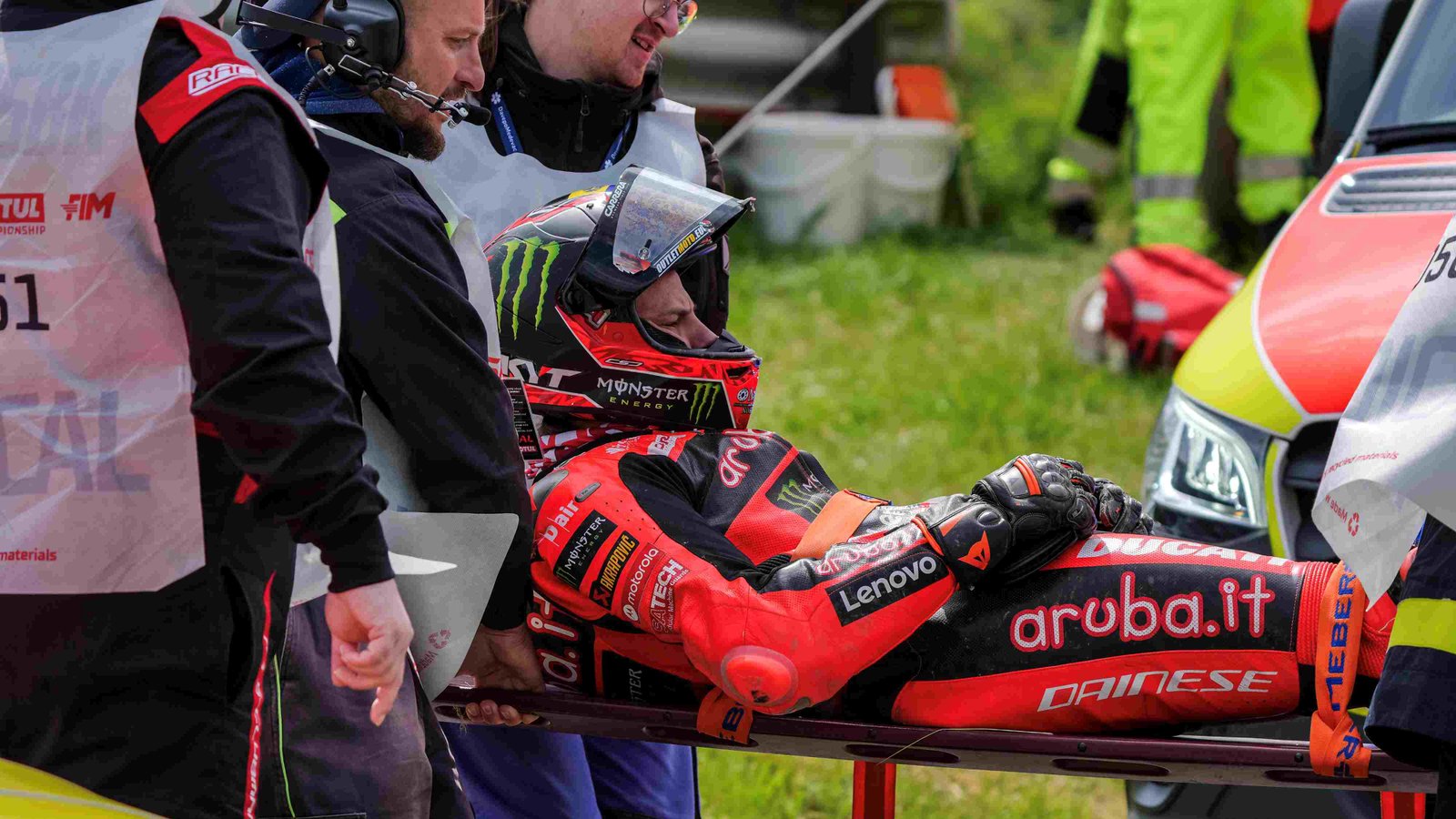 Nicolo Bulega Bertahan Usai Highside di Czech WorldSBK 2025